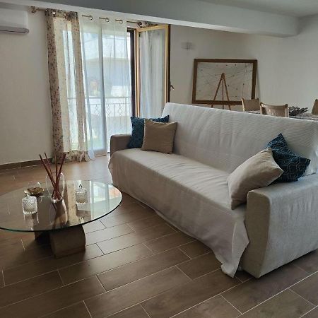 Ariosto Apartment Мондрагоне Екстериор снимка